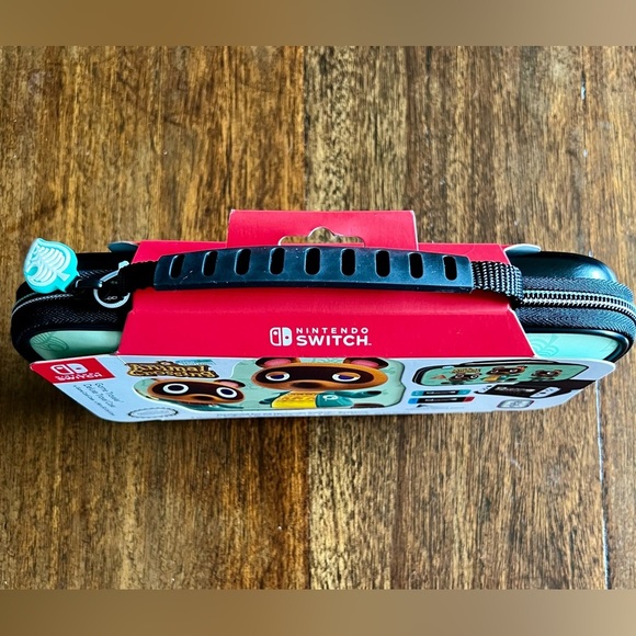 Nintendo Switch Animal Crossing New Horizon Travel Case PDP - New - Picture 4 of 4